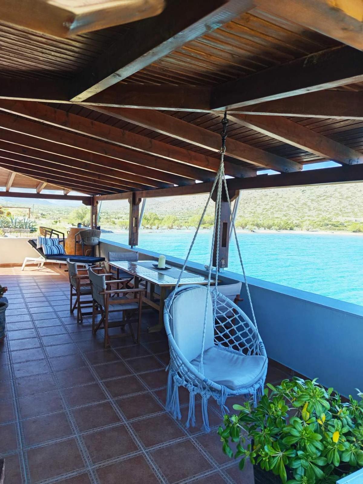 Tholos Alexandra'S Beachfront House Kavousi  Экстерьер фото